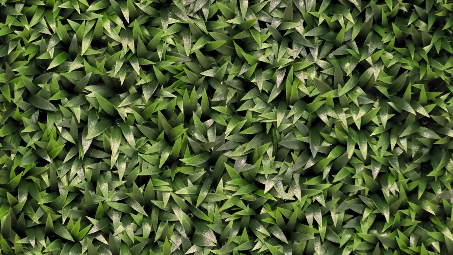 Verde Luxe — 20” x 40” Panel with Metal Grid Backing